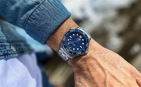 OROLOGI CON QUADRANTE BLU 